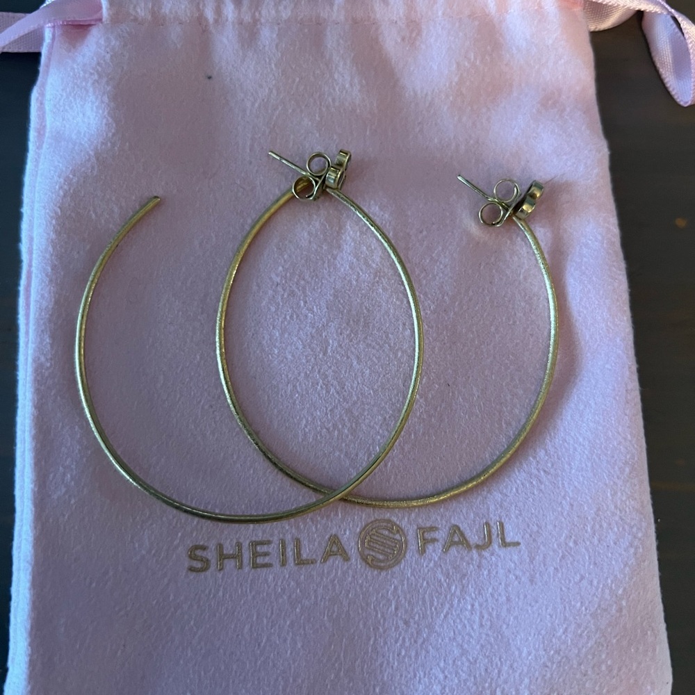Sheila Fajl Ariela Hoops